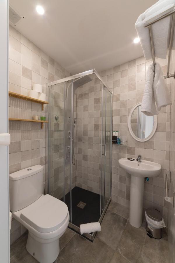 Hostal Puente De Hierro Logroño Eksteriør bilde