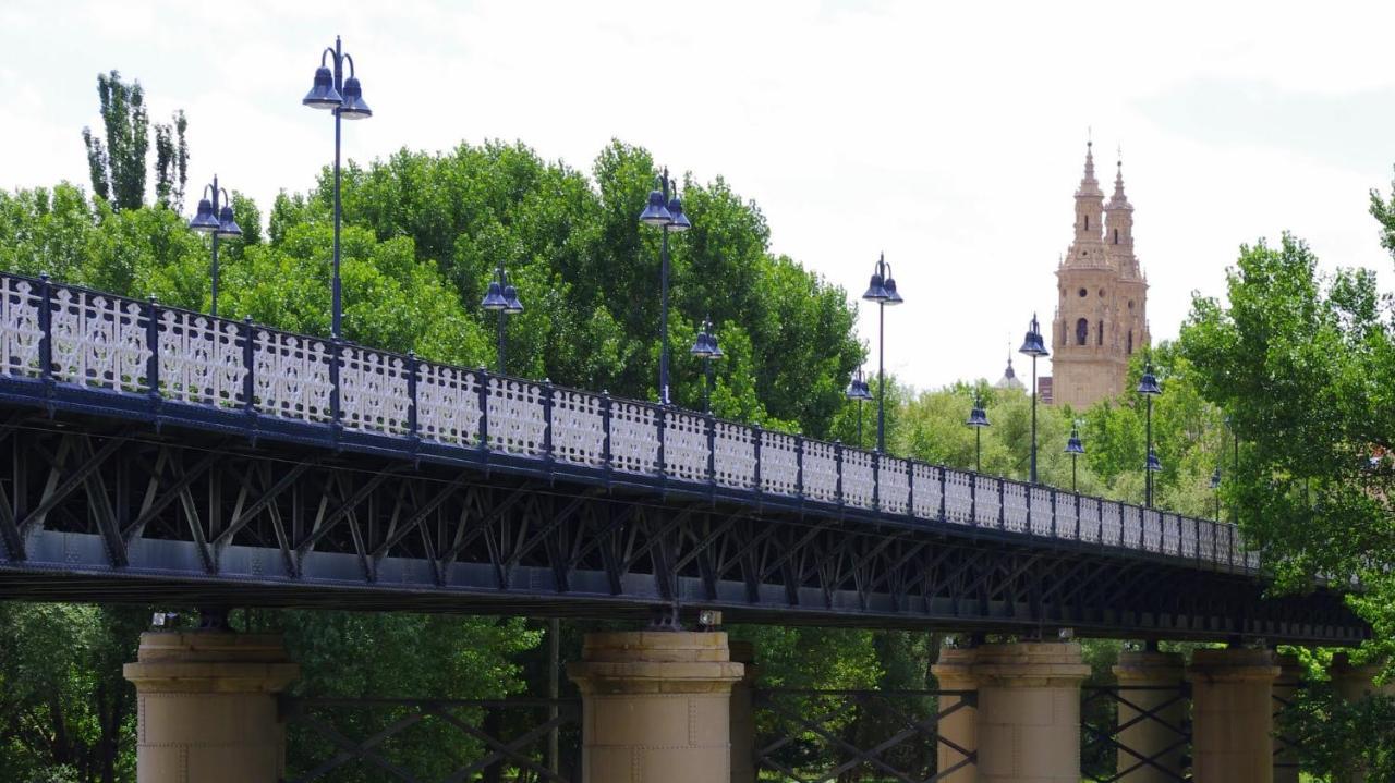 Hostal Puente De Hierro Logroño Eksteriør bilde
